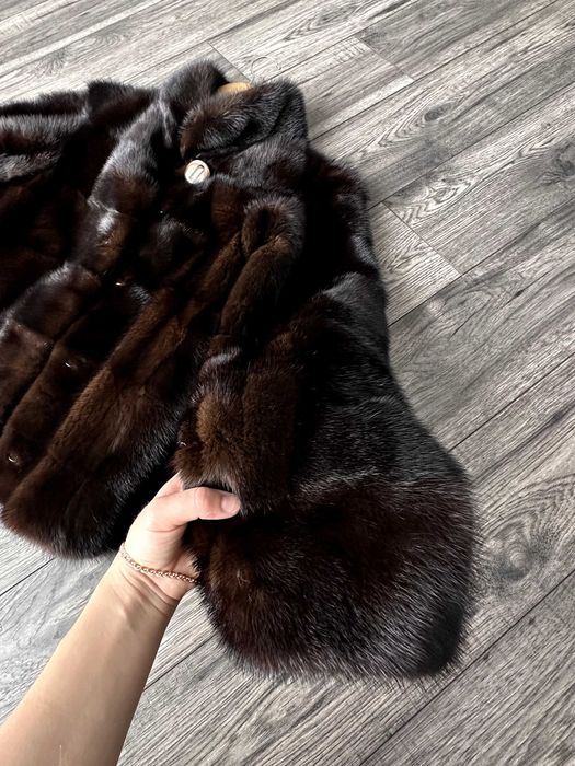 норкова шуба. стан ідеальний