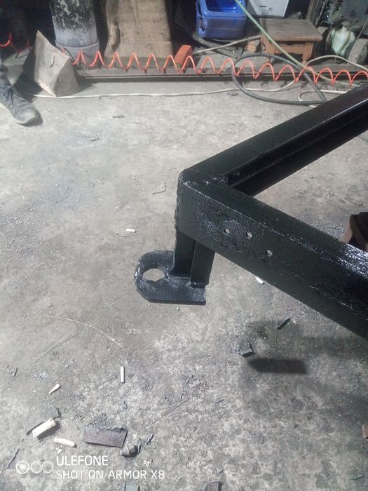 Причеп, теліга .