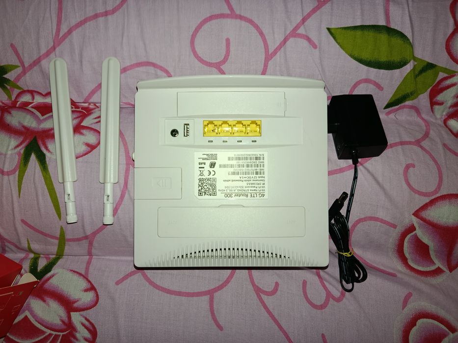 Роутер Strong 4G 300 LTE WI-FI