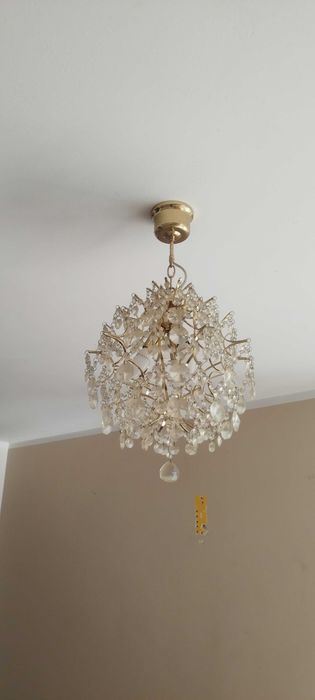 Żyrandol z kryształkami