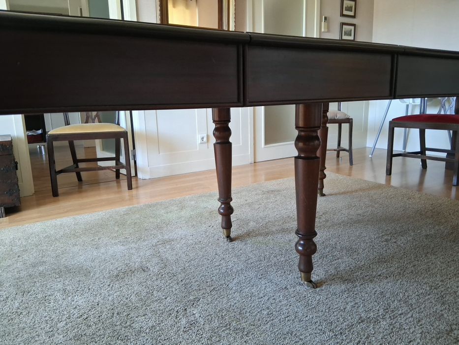 Mesa Jantar Extensível XXL em Mogno