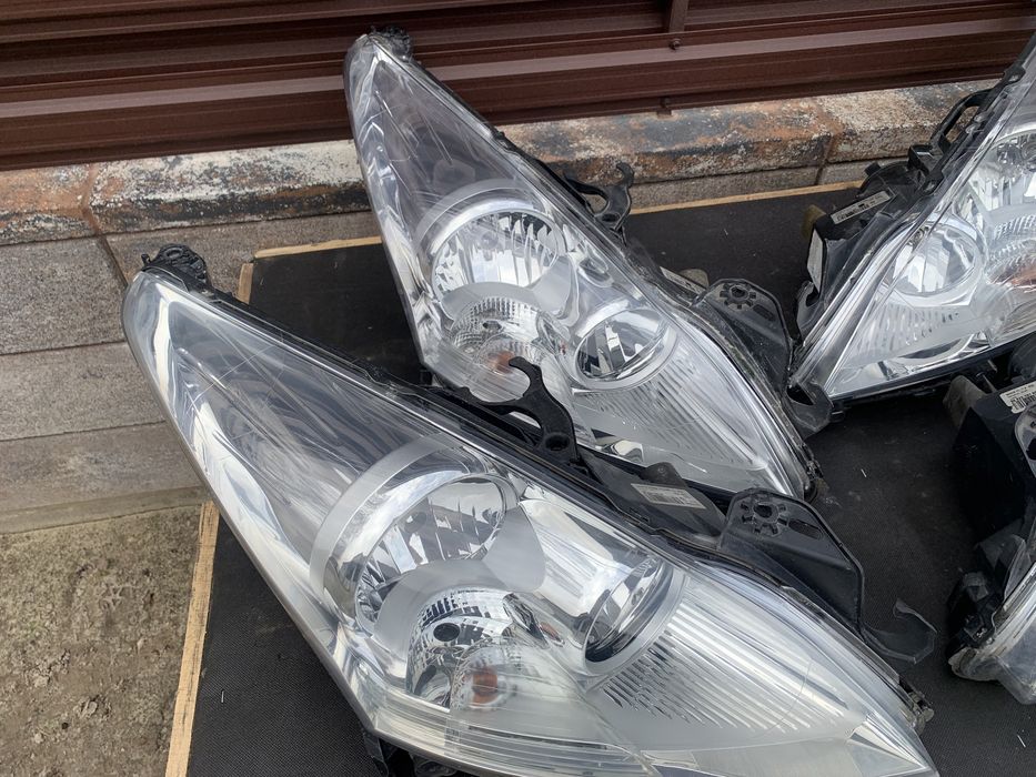 Фара ліва права  Peugeot 3008 5008 Фари Пежо 3008 5008