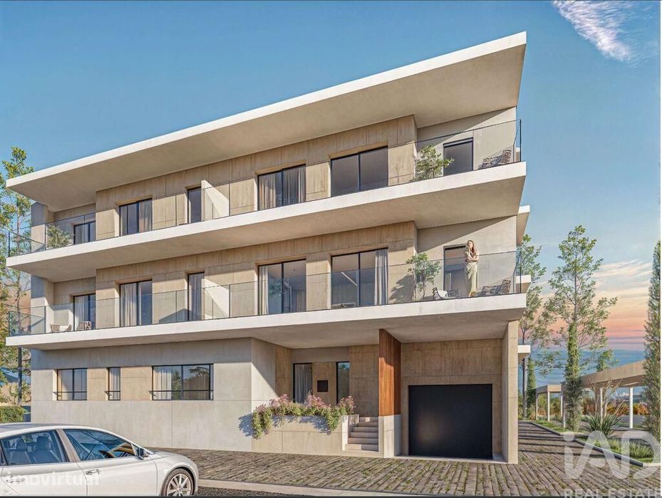 Apartamento T3 em Atouguia da Baleia de 136,00 m2