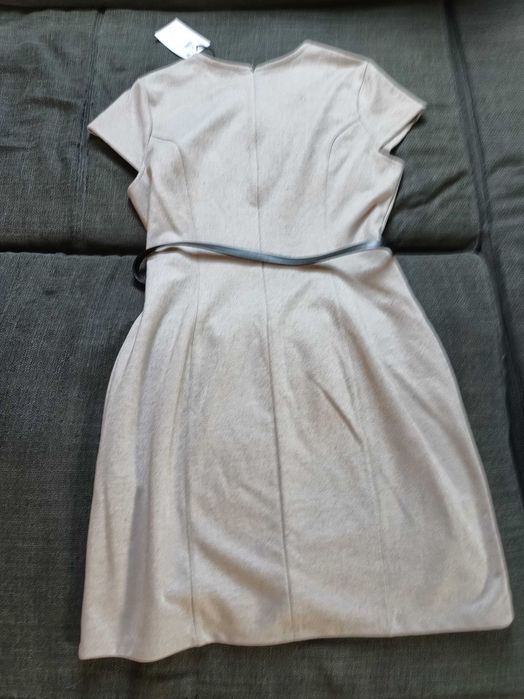 Beżowa sukienka mini rozmiar L/XL Mohito