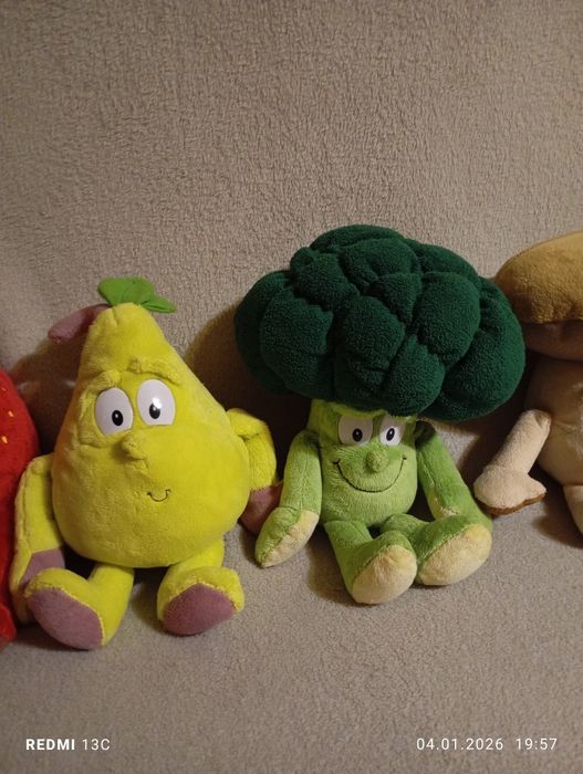 Грушка гриб капуста хліб трускавка