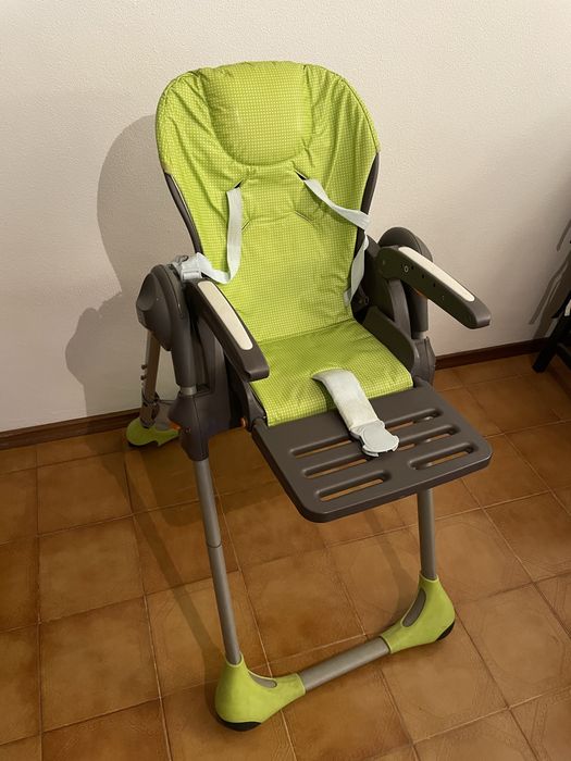 Cadeira bebe alimentacao
