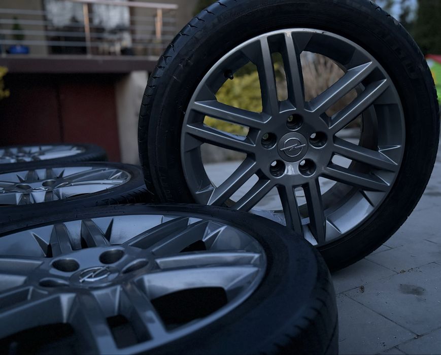 Felgi Opel Vectra C 5x110 R17 7Jx17H2 ET41 ( JAK NOWE! )