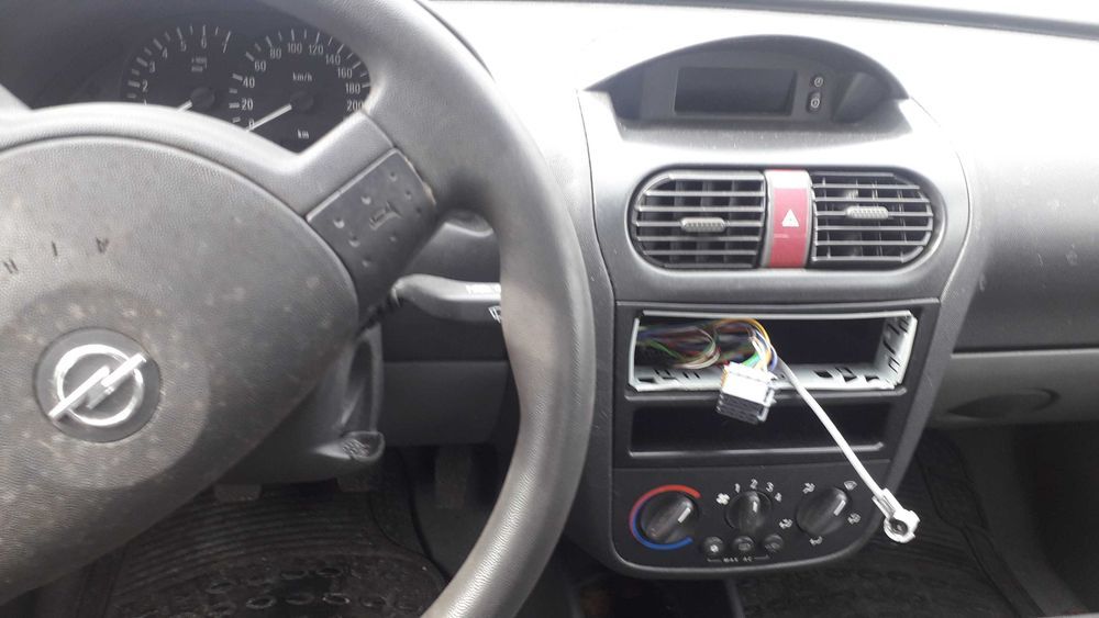 Temos para peças Opel Corsa C Gasolina