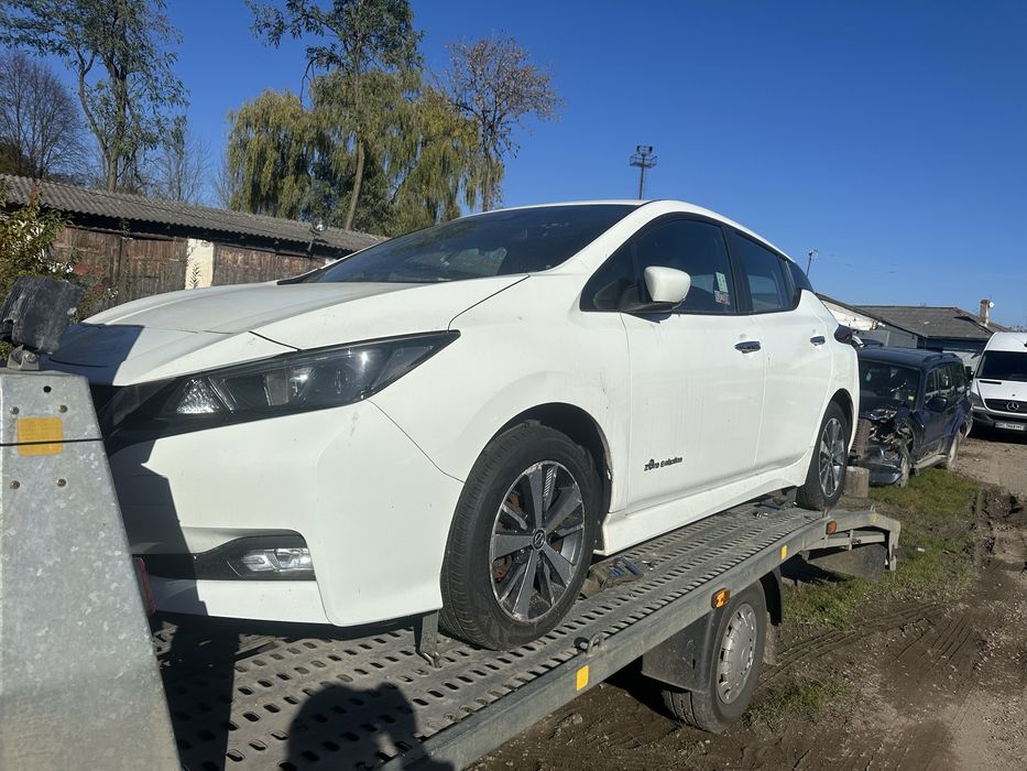 Розборка Nissan leaf нісан ліф