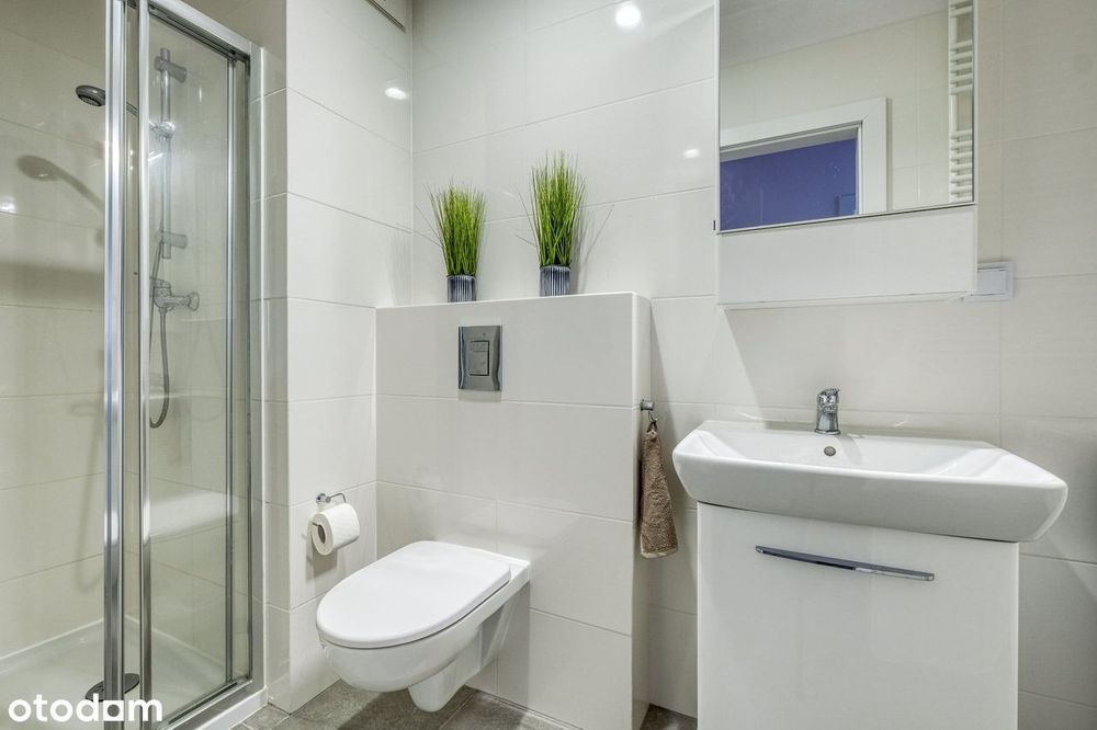 Przestronny apartament w centrum, przy Rondzie ONZ