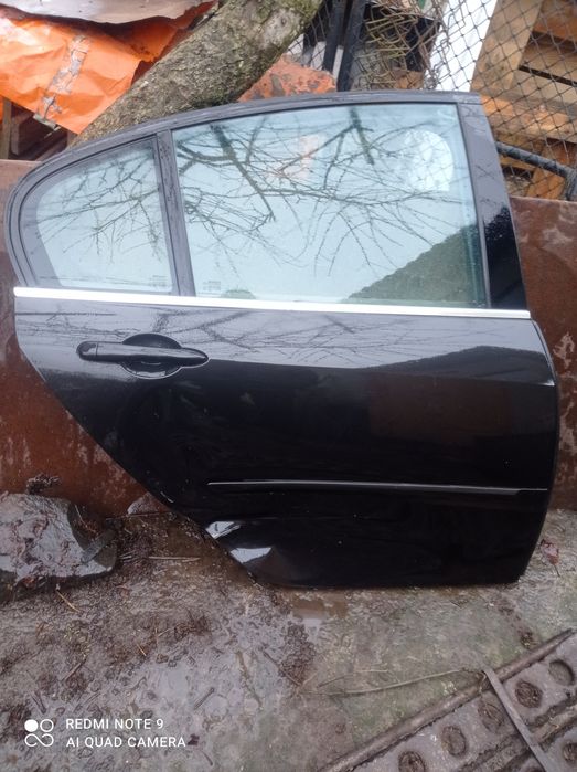 Дверка в зборі Renault Laguna