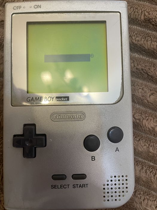 Nintendo game boy pocket