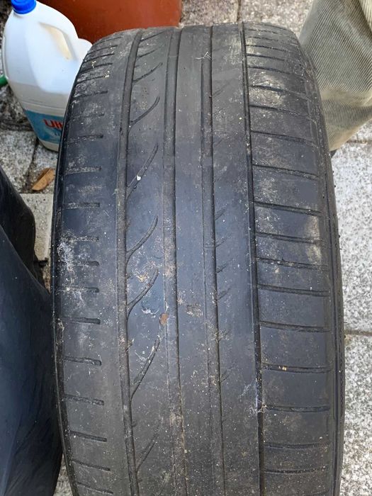 Jante R18 e pneu 245/45/R18