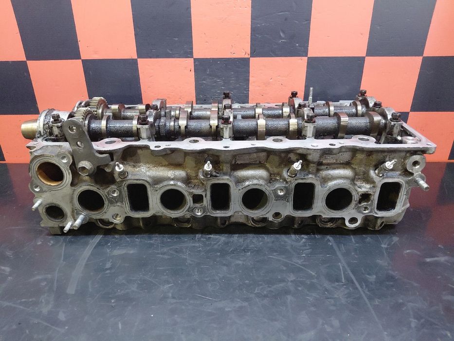 Colaça / cabeça do motor TOYOTA Dyna Chassis (KD_, LY_, _Y2_, _U3_, _U