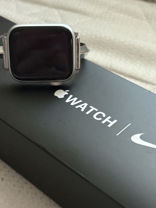 Apple watch nike SE 40 mm 2020 Епл вотч годинник наручний найк часы 40 мм silver apple
