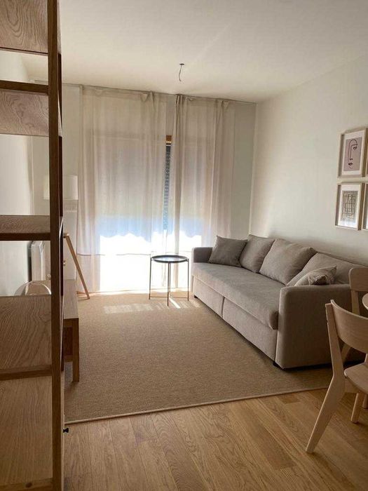 T1 Junto ao Hospital de São João