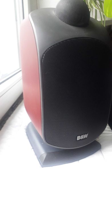 Kolumny B&W LM1. Niepozorni Mistrzowie