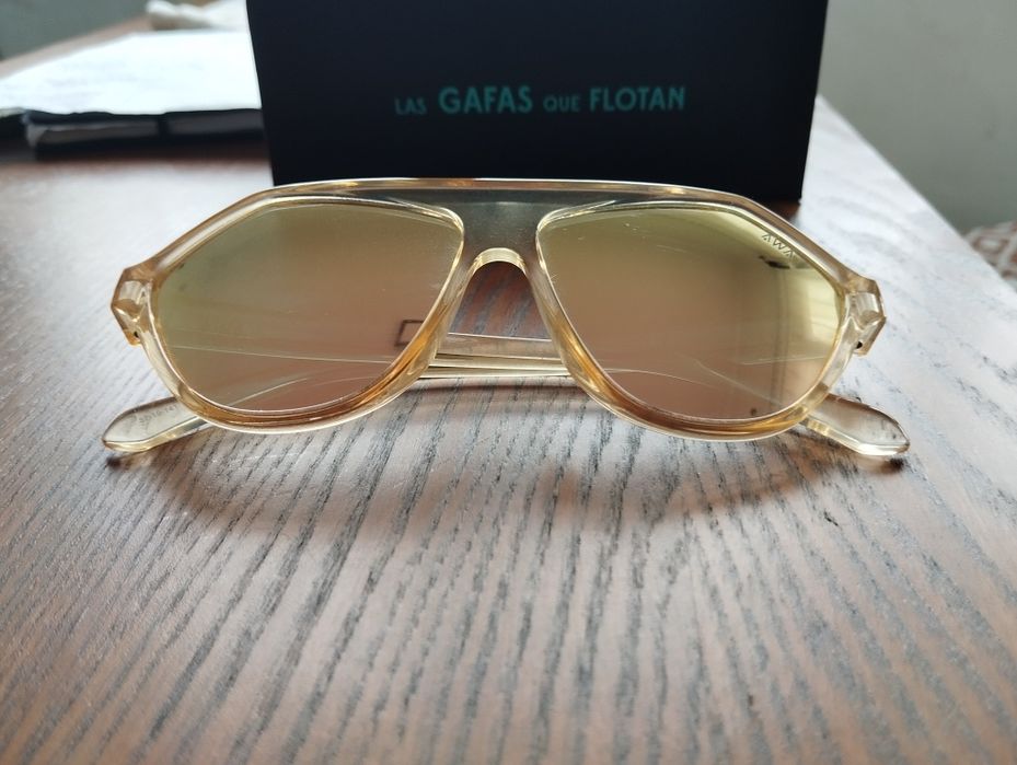 Óculos de Sol flutuantes AWA