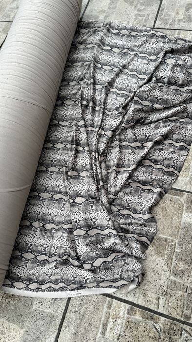 Ткань / опт / мех вельбо питон - от 3 м