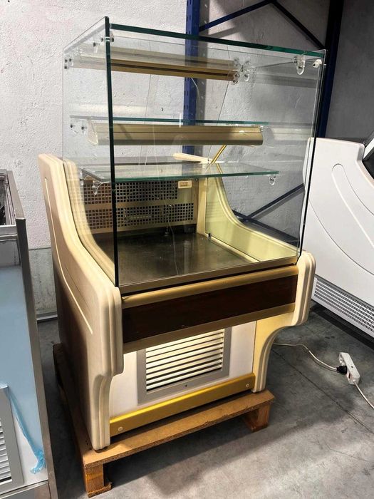 Vitrines Frigoríficas - Tudo para Hotelaria e Restauração