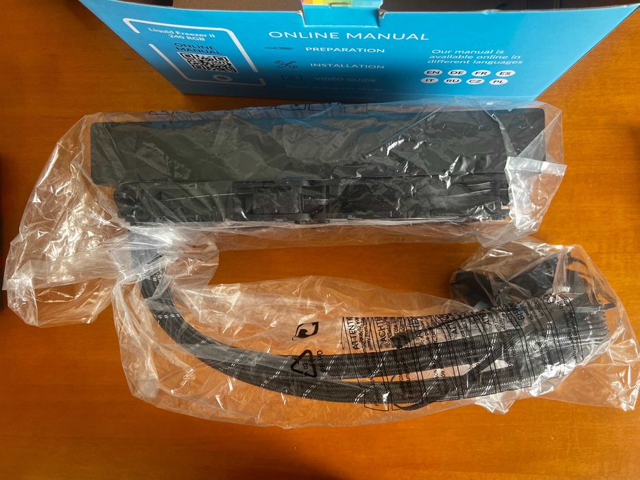 WaterCooler Artic Liquid Freezer II 240 RGB