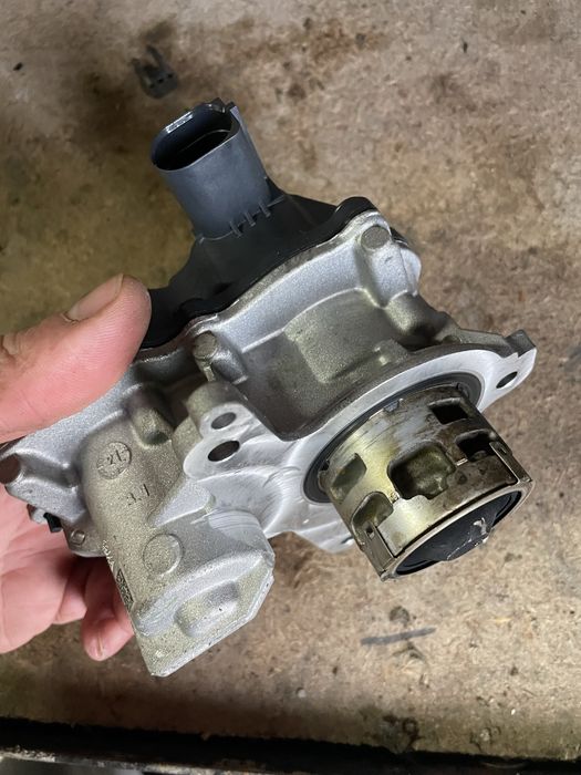 Клапан EGR Audi A4 S4 B9 Q5 2.0 TDI 2021 05L131501M для Audi/Seat/Skoda/Volkswagen