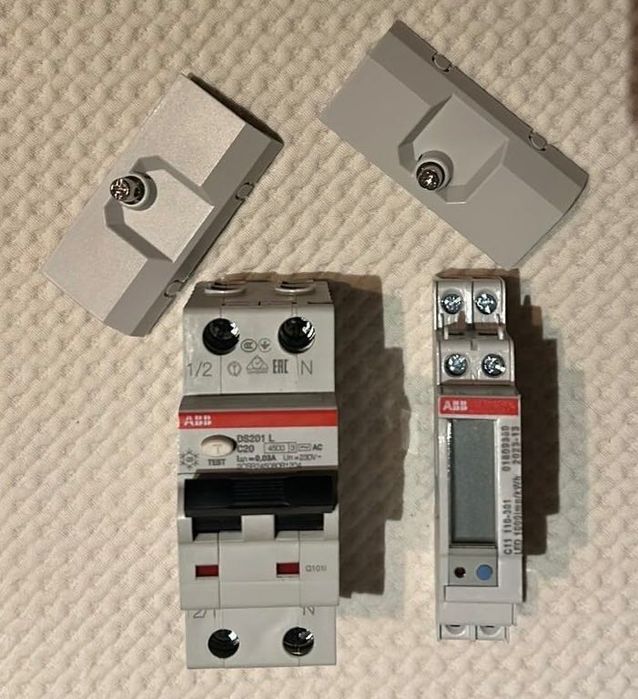 ABB DS201 L C20 RCBO + Módulo Auxiliar – Proteção Elétrica