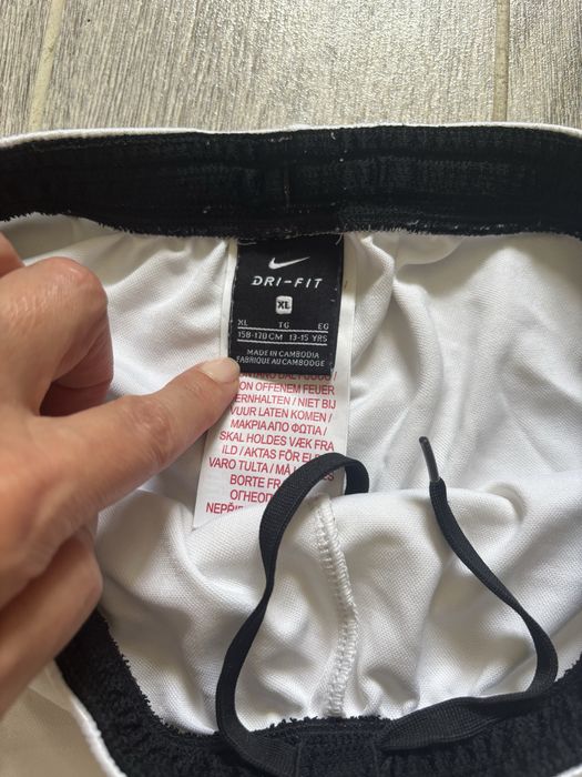 Spodenki sportowe Nike.