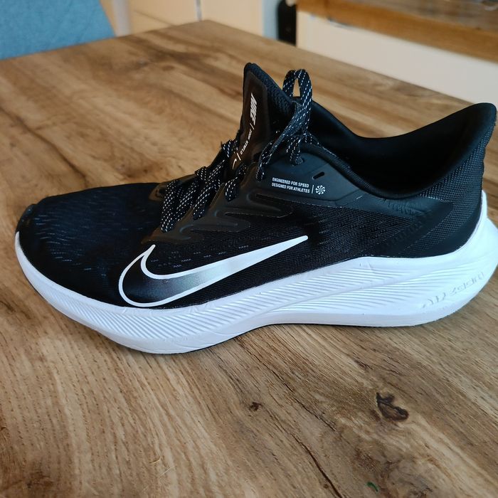 Buty Nike zoom czarne 39