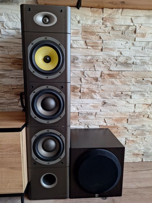 Kino domowe - zestaw z amplitunerem + subwoofer