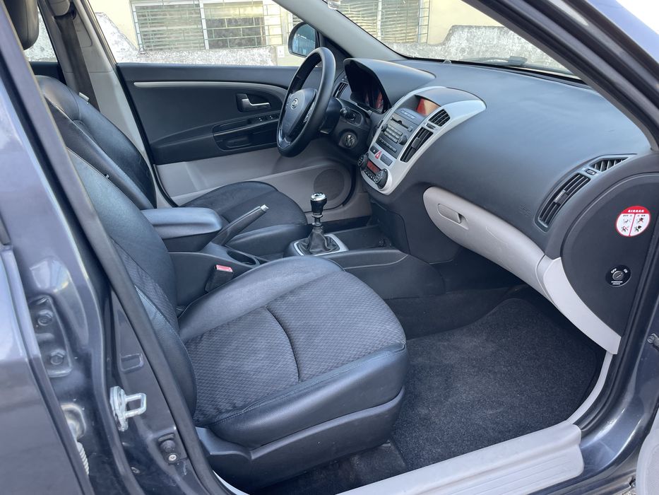 Kia Ceed SW 1.6 CRDi Otimo Estado 214000 kms