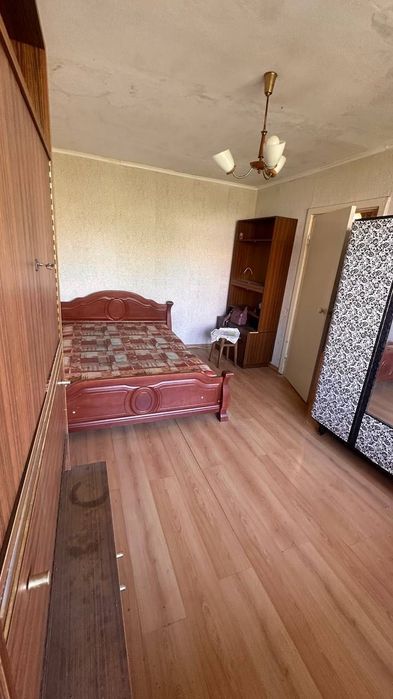 Продам 1-к Дмитра Павличка просп. (Маршала Рокосовського), 10А
