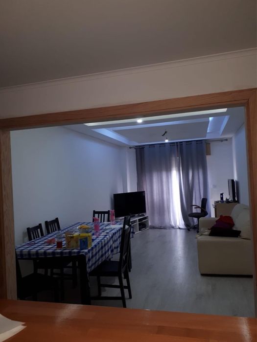 Apartamento t3 com garagem