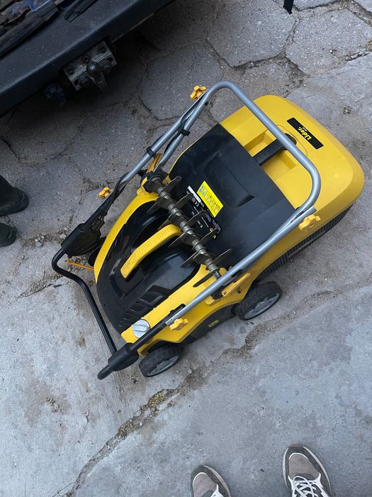 Wertykulator aerator elektryczny