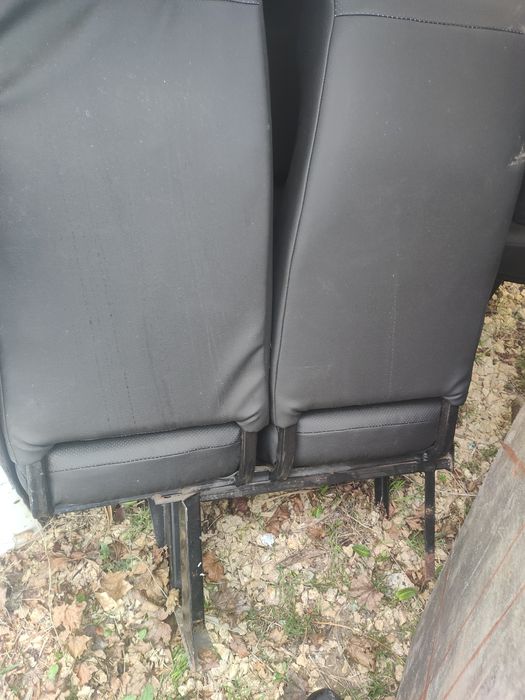 Продам недорого Сиденья автобус