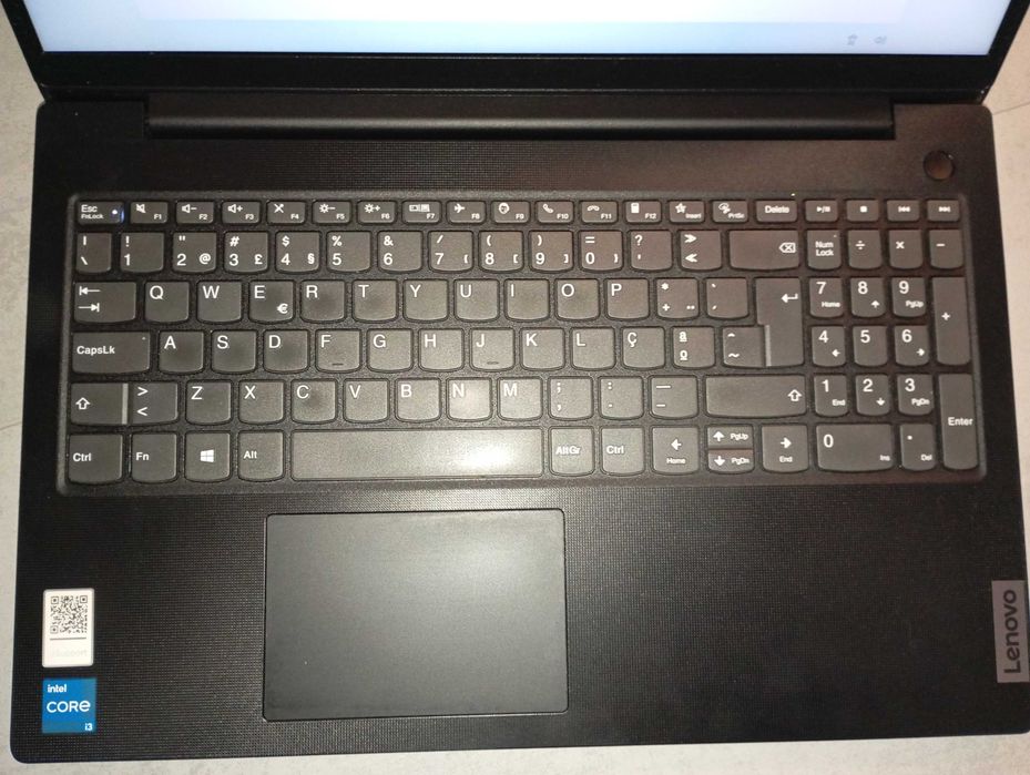 Lenovo V15 G2 ITL - i3 11ª Geração, 8GB RAM, 256GB SSD