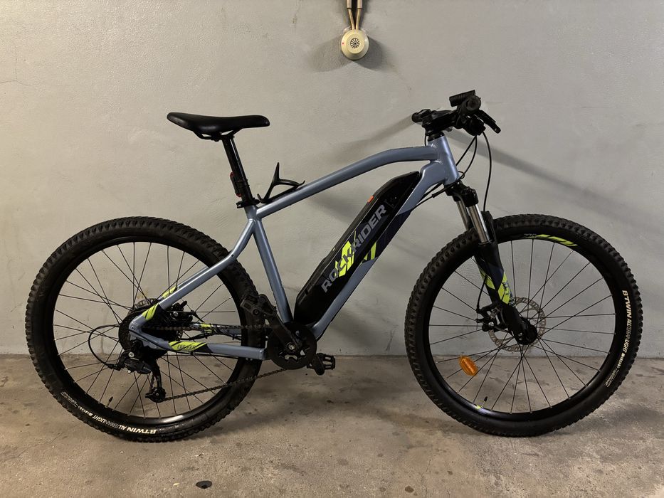 Rockrider E-ST100 | Bicicleta Elétrica Semirrígida de Montanha