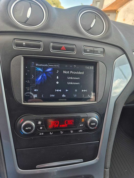 ford mondeo 2010