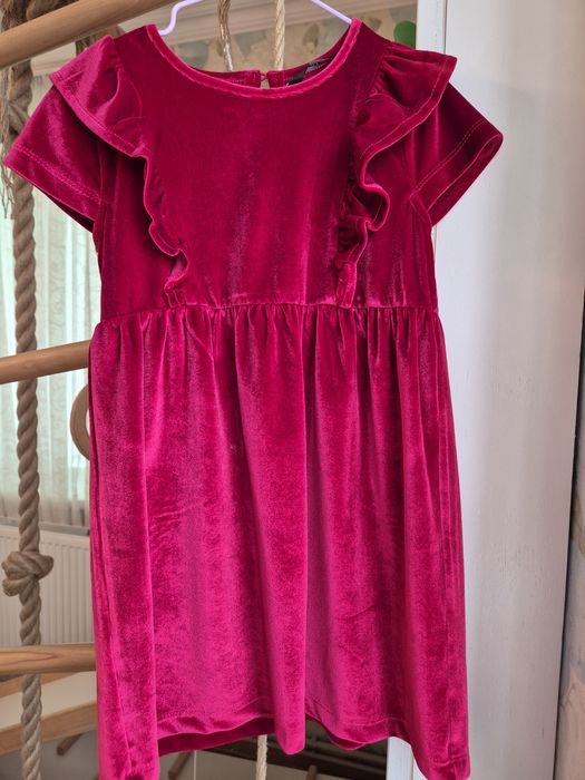 Велюрова сукня, 5-6 р