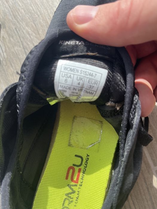 Кроссовки женские для зала тренировок Saucony 37