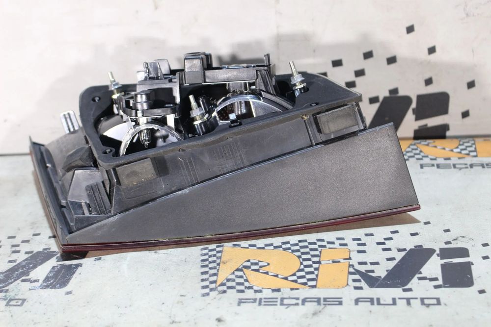 Farolim da mala direito AUDI A3 Sportback (8VA, 8VF)