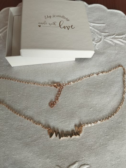 Naszyjnik z napisem Mama