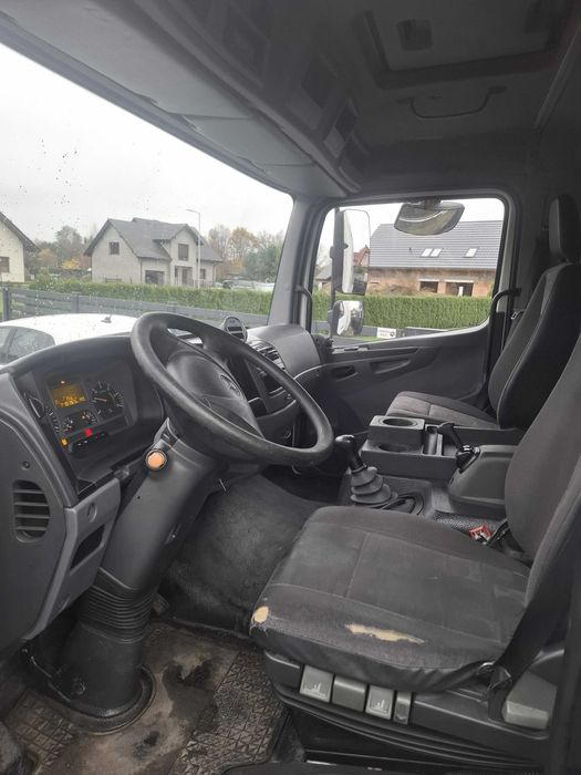 Mercedes Atego 1318 kontener winda