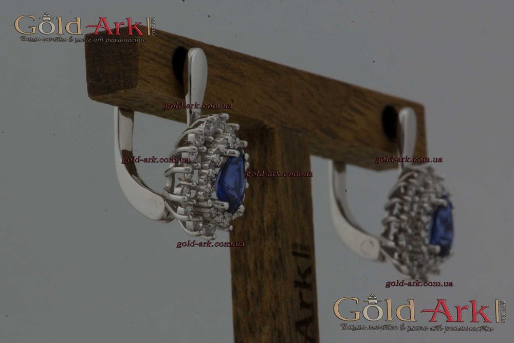 Сережки з сапфірами та діамантами