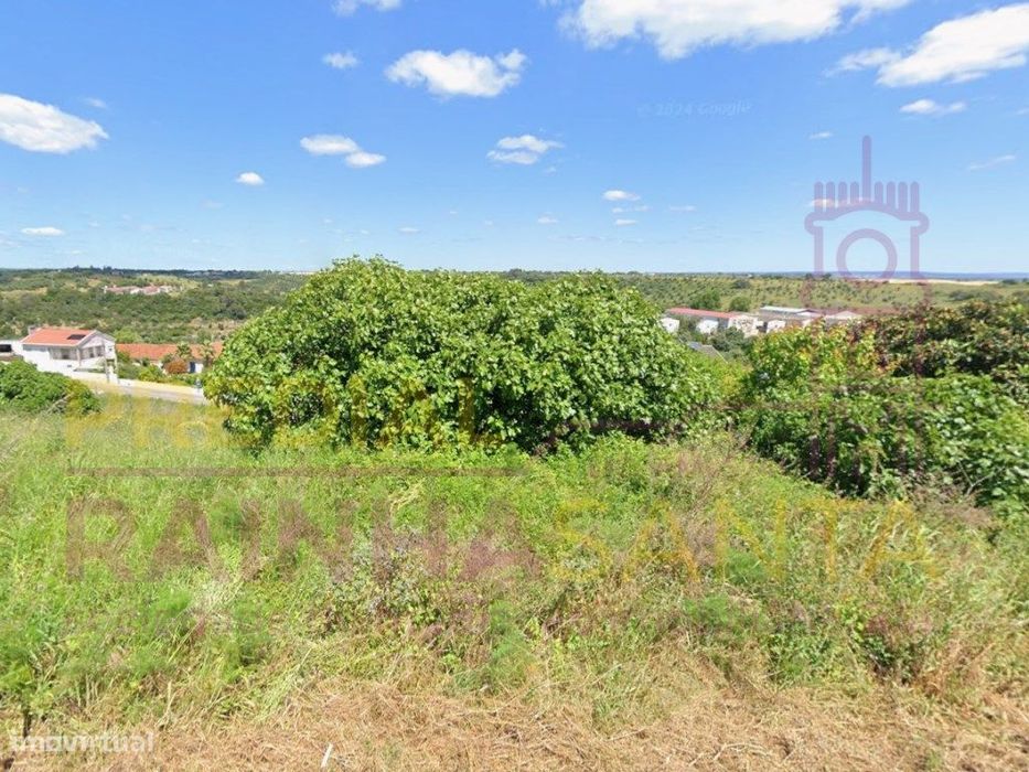 Terreno para construção com 882m2 em Pernes