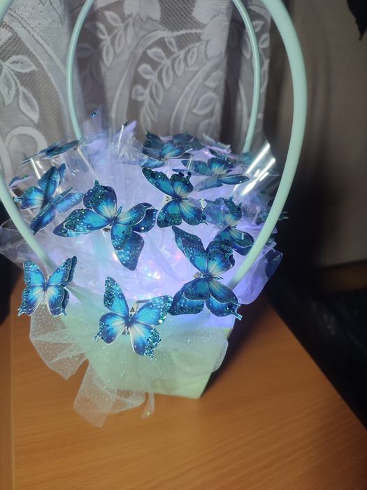 Корзинка з підсвіткою