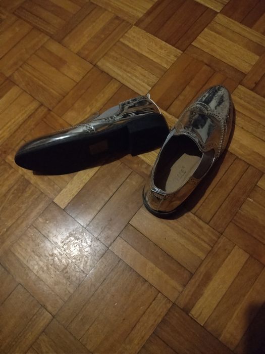 Sapatos senhora pratiados novos