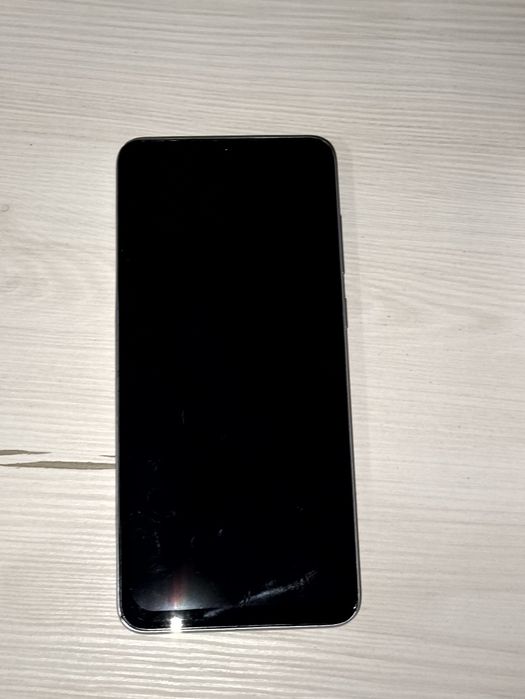 Продам Samsung galaxy A05 . Не включається , згоріла пам'ять.
