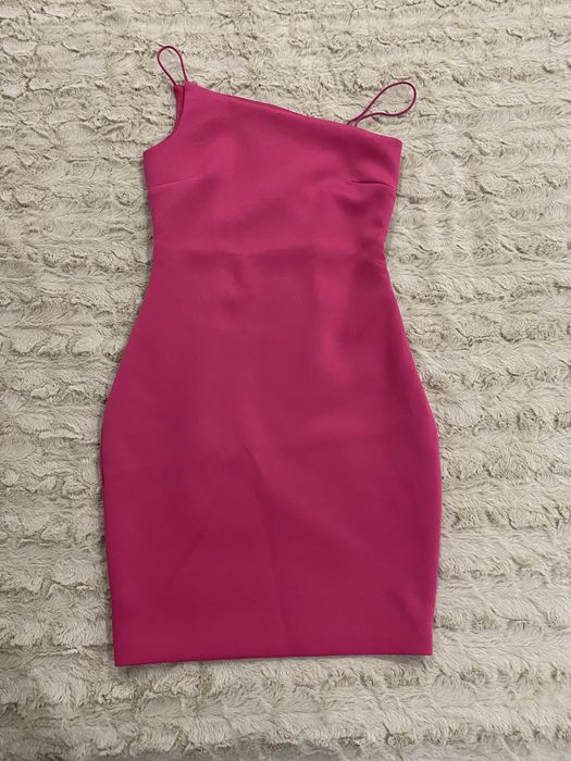 Vestido Guess cerimonia Rosa
