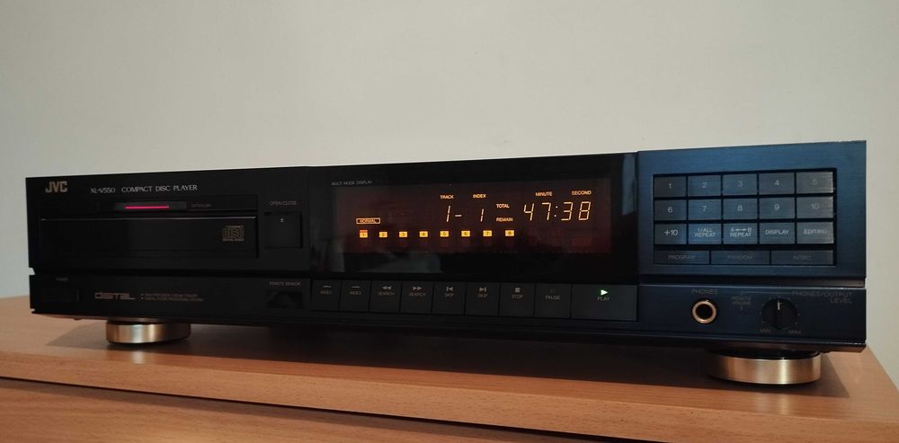 JVC XL-V 550 + oryginalny pilot